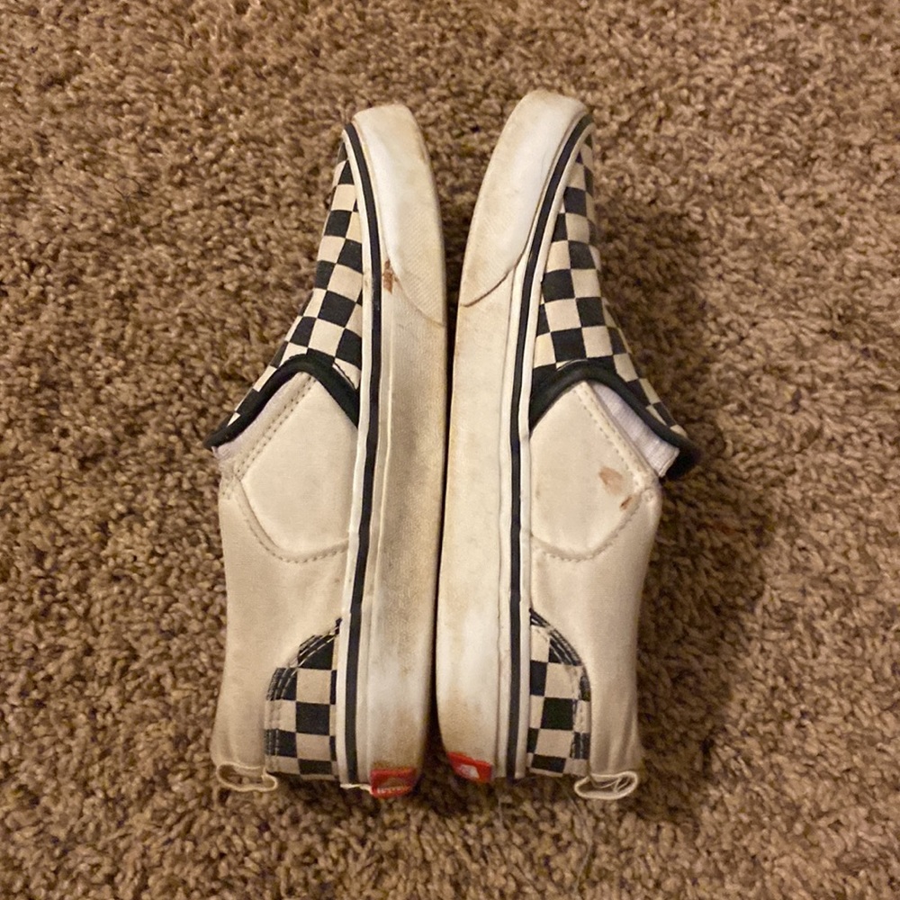 Vans - Picture 2 of 4